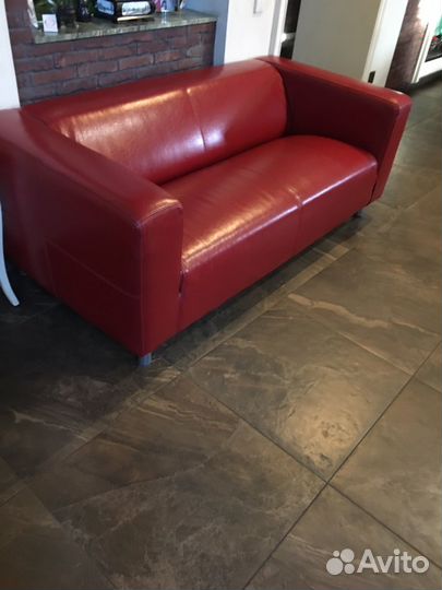 Кожаный диван бу