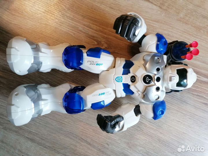 Игрушка робот
