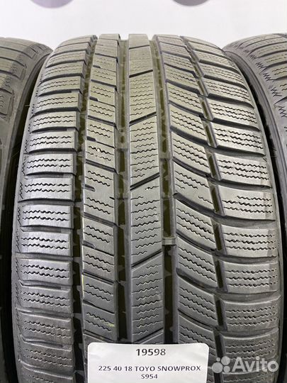 Toyo Snowprox S954 225/40 R18