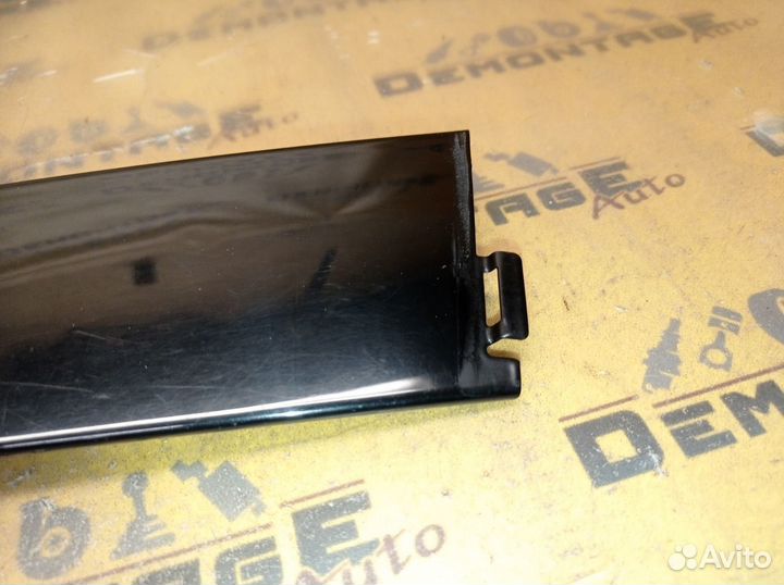 Накладка двери передняя правая Passat B5 Рестайлин