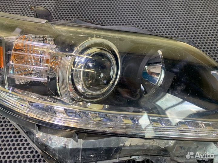 Фара прав. Lexus RX350