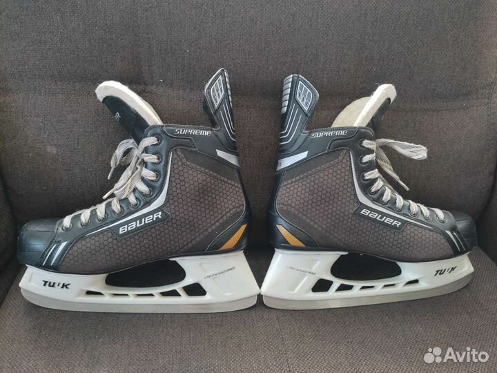 Хоккейные коньки bauer suprem pro 42-43р