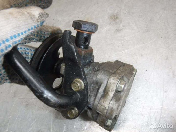 Насос гур Hyundai Getz G4EE 2009