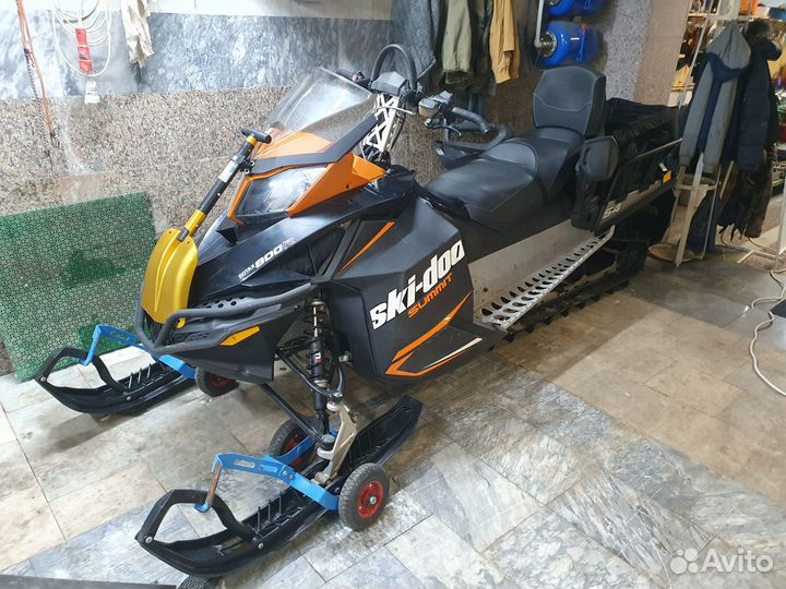 BRP Ski-doo Summit 154, 800