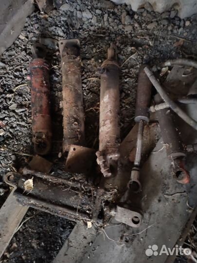 Гидроцилиндр бдт -7