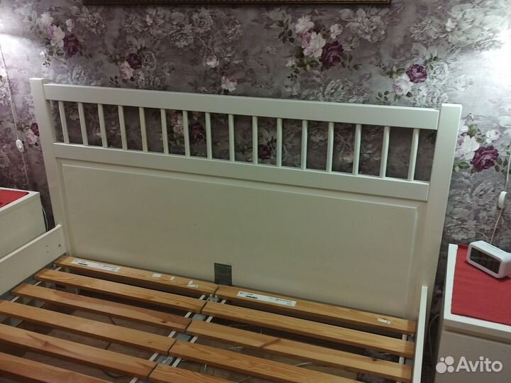 Кровать двухспальная 160 200 IKEA с матрацами