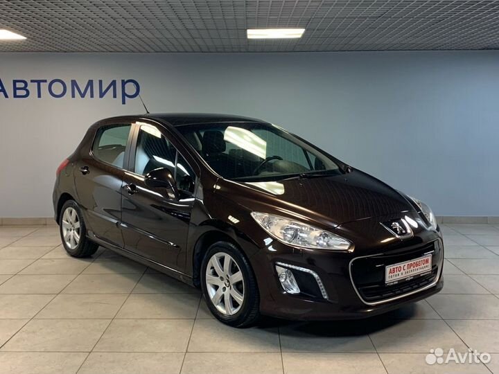 Peugeot 308 1.6 AT, 2011, 124 000 км