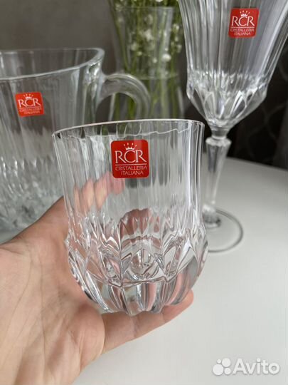 Графин, стаканы и фужеры