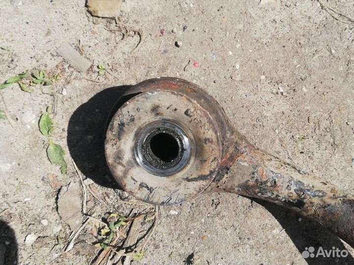 Рычаг передней подвески Киа Рио 1