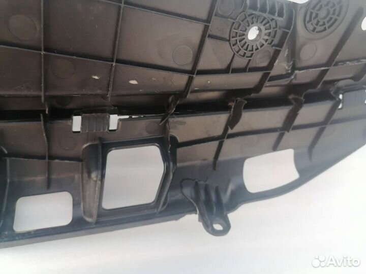 Накладка замка капота Kia Cerato 3