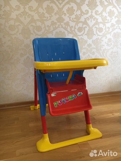 Стульчик для кормления и творчества