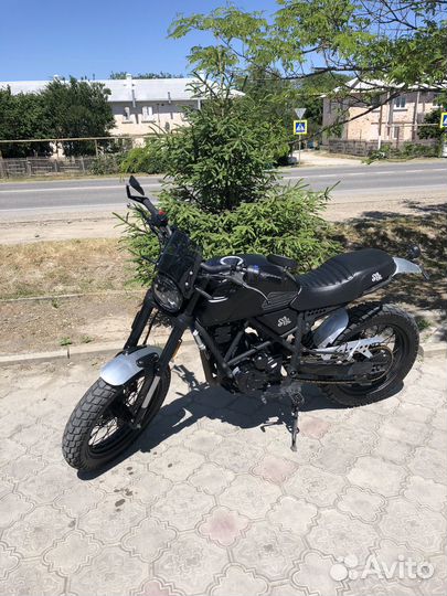 Мотоцикл skrambler