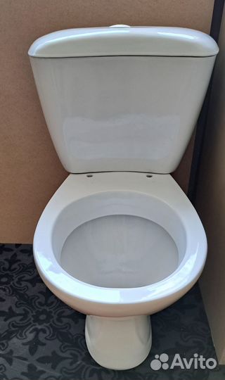 Унитаз с бачком б/у