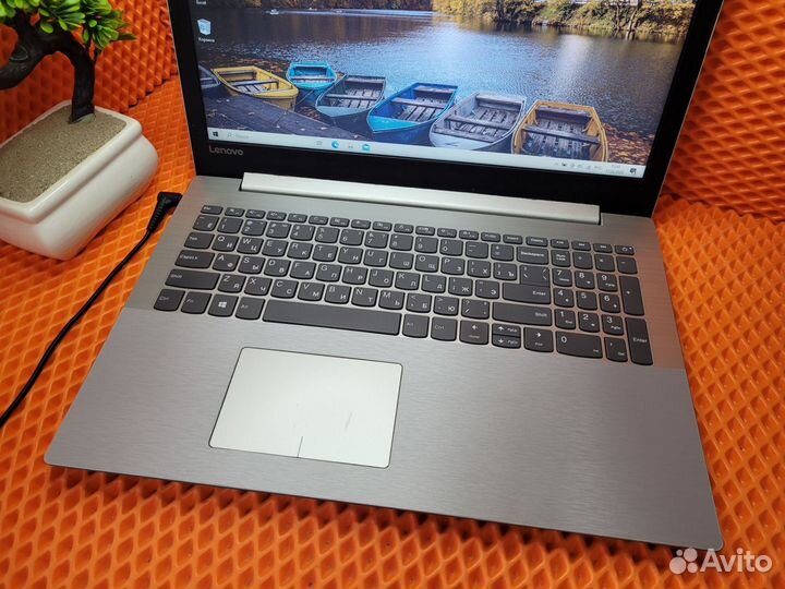 Игровой Lenovo N4200/R530/8Gb/SSD256