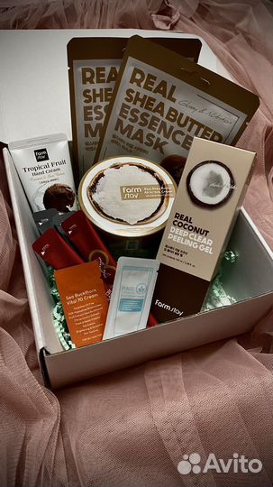 Подарочный бокс корейской косметики