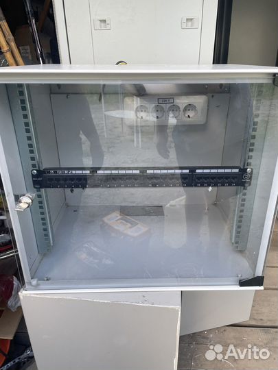 Серверный шкаф