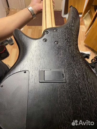 Бас гитара ibanez SR300EB-WK