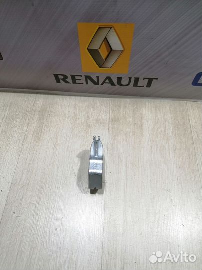 Педаль сцепления Renault logan stepway 2