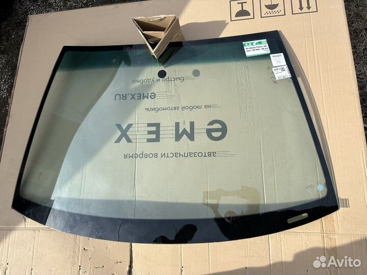 Лобовое стекло skoda fabia