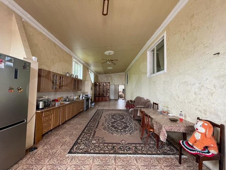 Дом 256 м² на участке 6 сот.