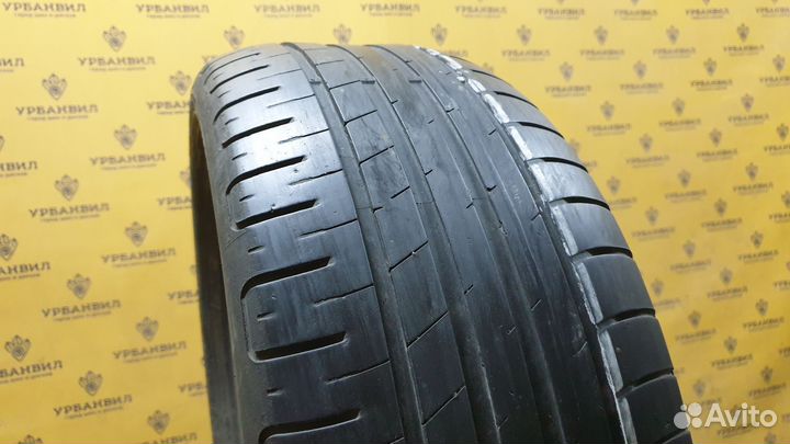 Goodyear Ultra Grip HP 215/55 R17 98W