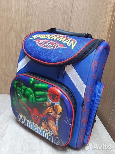 Рюкзак школьный