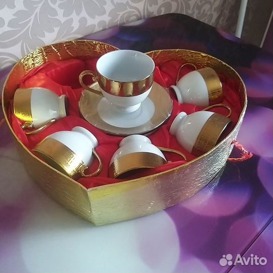Чайный сервиз в подарочной коробочке
