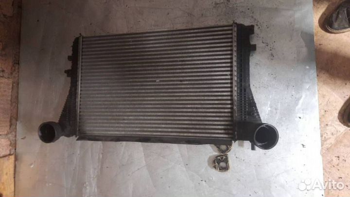Интеркулер Volkswagen Passat B6 2006 3C0145805F