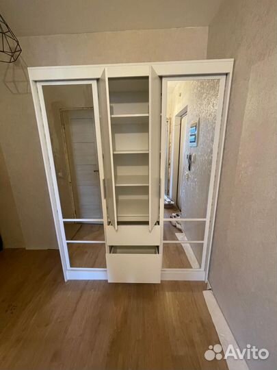 Шкаф купе с зеркалом белый
