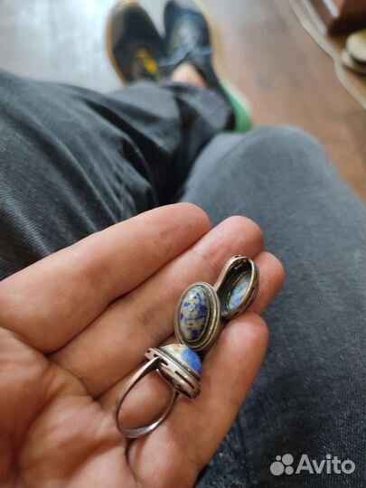 Серебряное кольцо и сережки