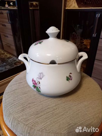 Супница гдр