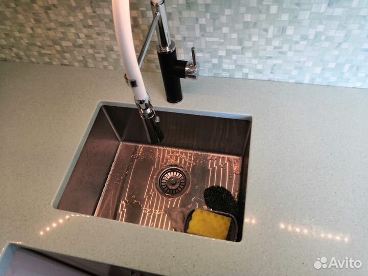 Столешницы из искусственного камня