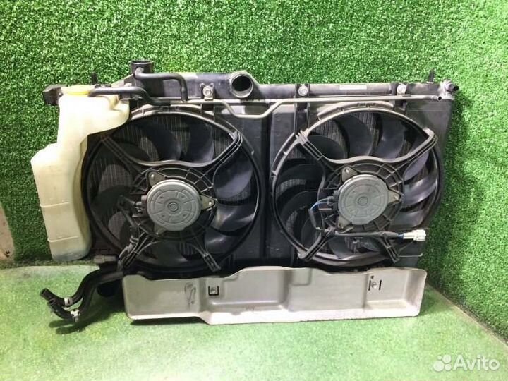 Радиатор охлаждения двигателя Subaru Forester SH9