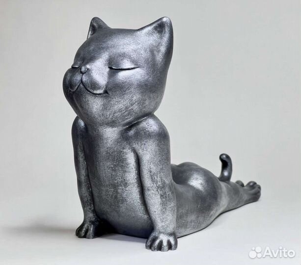 Статуэтка кошка