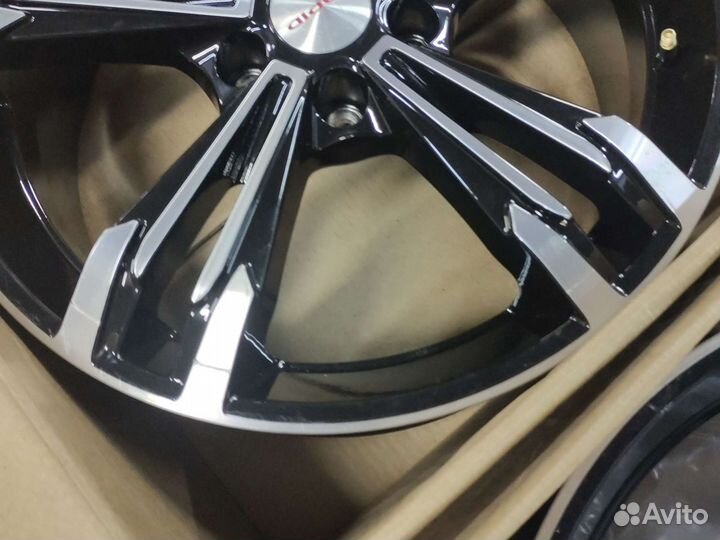 Диски KiK r18 Каррера-оригинал (кс655)