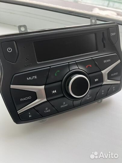 Штатная магнитола для Лада Веста 2021 года