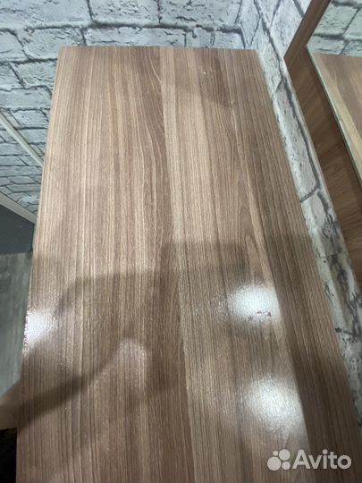 Зеркало и обувница