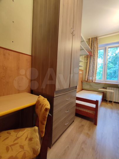 Комната 10 м² в 3-к., 2/4 эт.