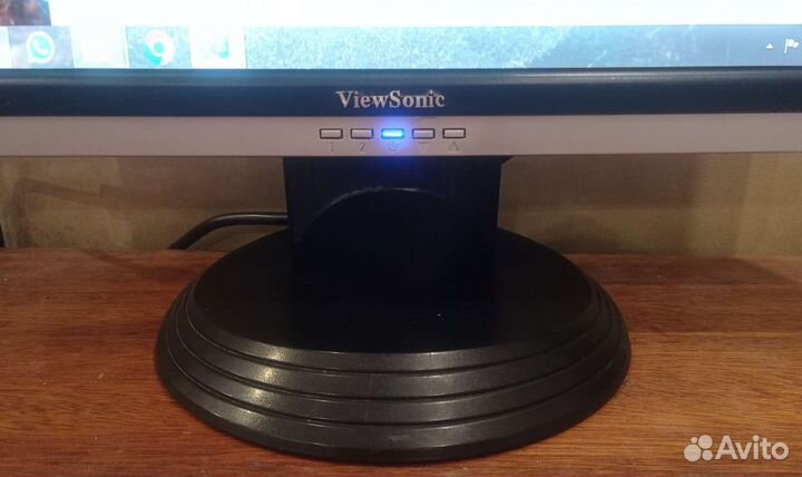 Монитор широкоформатный ViewSonic 19