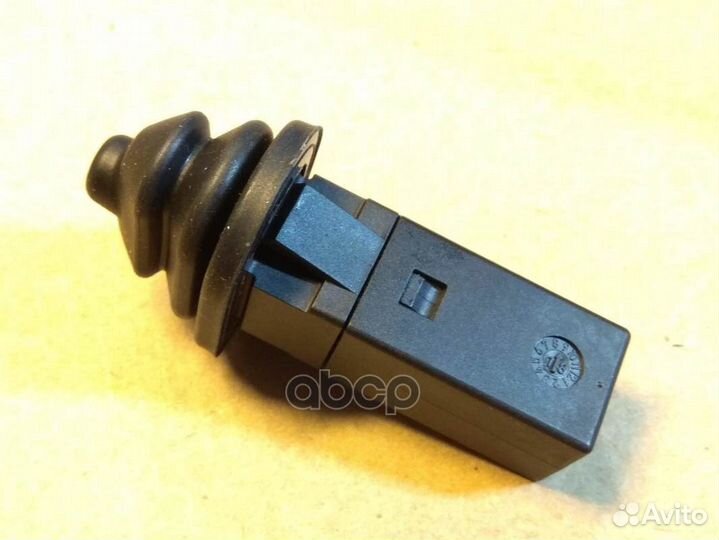 Упорный буфер с выталкивателем ORG 5117822893