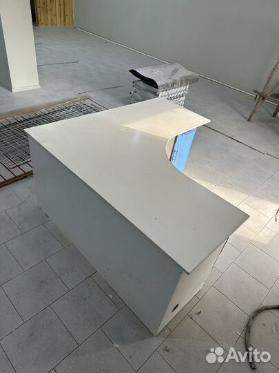 Кассовый стол