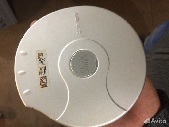 CD-Плеер Iriver slimX с наушниками