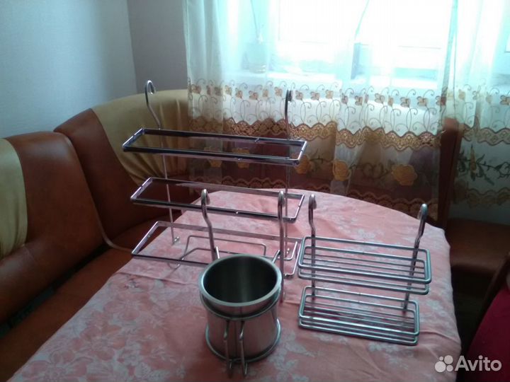 Навесные полки