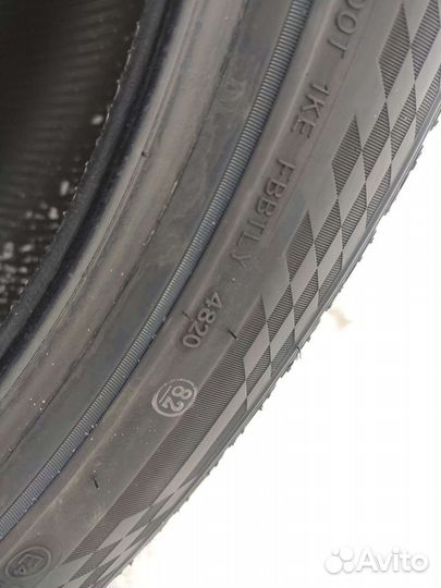 RoadX RXMotion U11 275/40 R20 и 315/35 R20 110Y