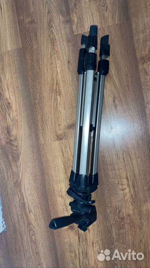 Штатив для фотоаппарата slik u8000