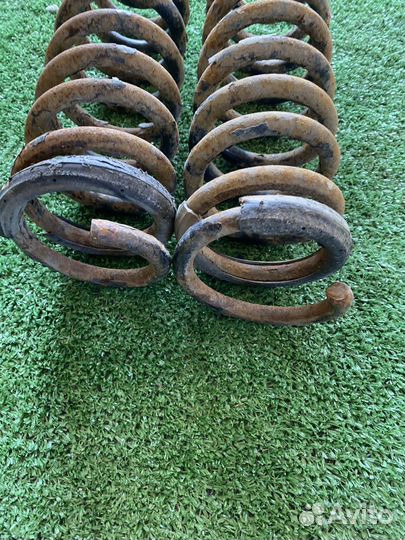 Пружина задняя Honda Partner I (1996–2006)