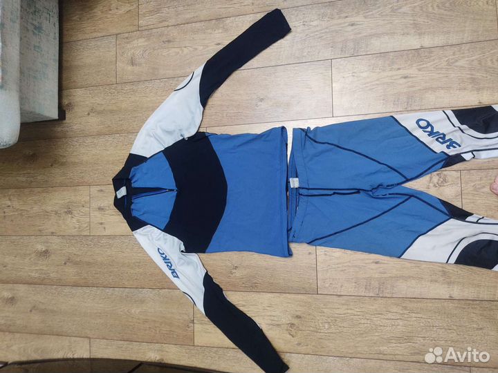 Лыжный гоночный комбинезон