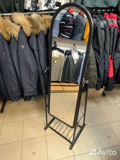 Зеркало напольное