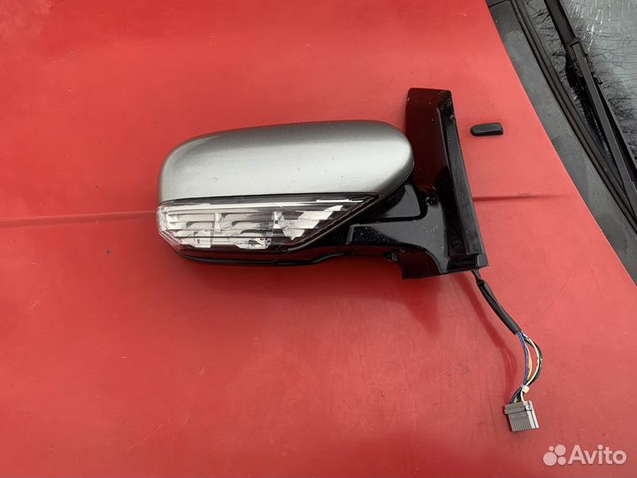 Subaru tribeca зеркало правое
