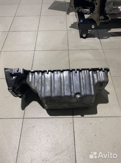 Поддон двигателя Mercedes vito w638 2.3 601